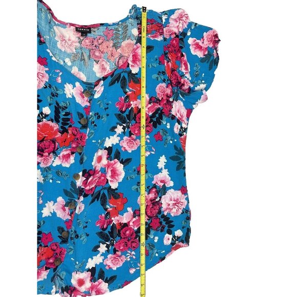 Torrid Women's Floral Rayon Slub Button-Front Flutter Sleeve Top 2 Plus Size - Picture 10 of 15